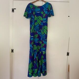 Vintage Hukilau Fashions Hawaiian dress Size 10